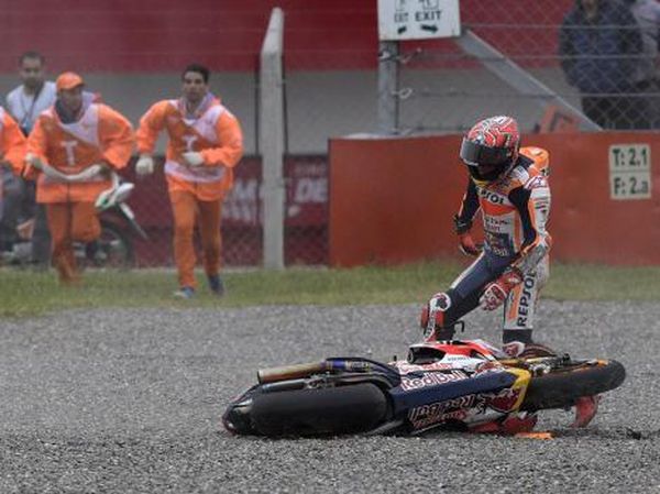Foto: Momen Jatuhnya Marc Marquez di MotoGP Argentina
