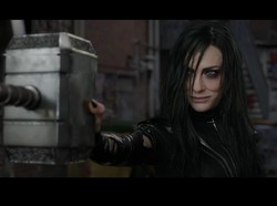Intimidasi Cate Blanchett Si Villain pada Chris Hemsworth di Thor: Ragnarok