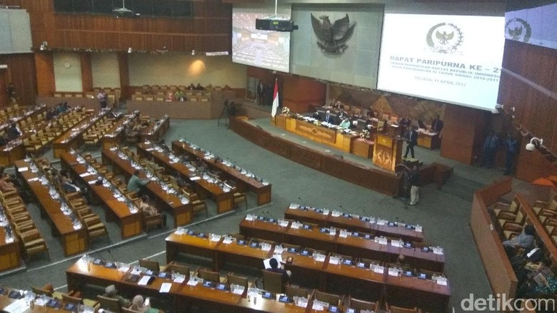 Paripurna Pengesahan Anggota BPK, 235 Anggota DPR Tidak Hadir