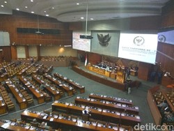 Paripurna Pengesahan Anggota BPK, 235 Anggota DPR Tidak Hadir