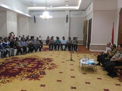 Bertemu Gubernur Jatim, Sopir Taksi Online Minta Perlindungan Polisi