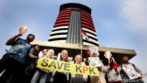 Aksi Save KPK dan Save Novel Baswedan