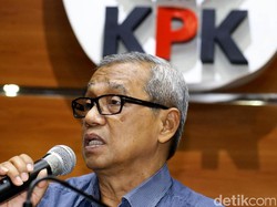 Pansus Kunjungi Napi Sukamiskin, Busyro Muqoddas: Itu Lelucon