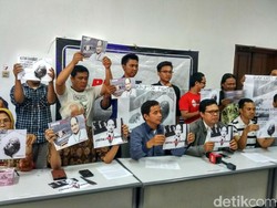 Aktivis Antikorupsi Yogya Ramai-ramai Kutuk Penyerangan ke Novel