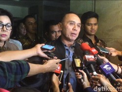 Kembali Jenguk Novel, Kapolda Metro Tanyakan Kronologi Kejadian