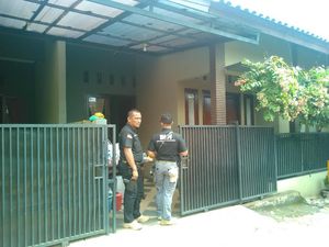 BNN Gerebek Rumah Pabrik Sabu di Cinere Depok
