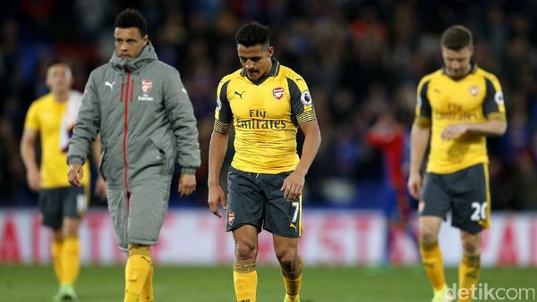 Arsenal Tumbang di Markas Palace