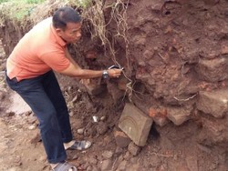 Polisi Periksa Terduga Penjarah Situs Majapahit