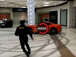 Sadis, Ngedrift Dalam Mall