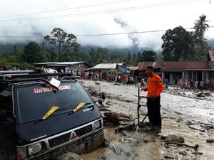 Gubernur Zaini: Banjir di Aceh Tenggara karena Illegal Logging
