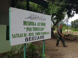 Salat di Masjid Paling Ujung Indonesia, Bisa Lihat Timor Leste!