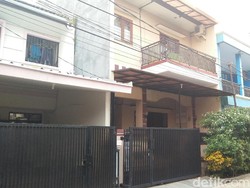 Polisi Kembali Cek Lokasi Penyerangan Novel Baswedan