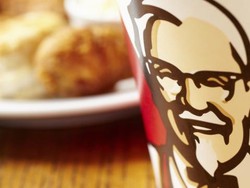 Selain Ekspedisi Surat dan Barang, Kantor Pos Ini Terima Layanan Pesan Antar KFC!