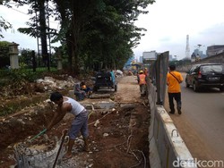 Kurangi Macet, Ruas Jalan di Depan Aldiron Pancoran Ditambah