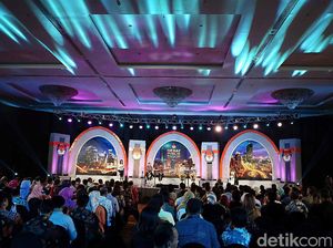 Begini Kemeriahan Pendukung Saat Rehat Debat Pamungkas Pilgub DKI