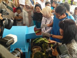 Sandiaga Resmikan Bank Sampah Ciber OKE OCE di Cilincing