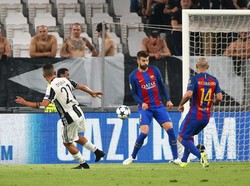 Dybala Dua Gol, Juve Ungguli Barca 2-0