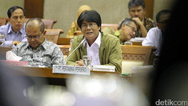 Dirut Pertamina Raker dengan Komisi VI