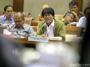 Dirut Pertamina Raker dengan Komisi VI