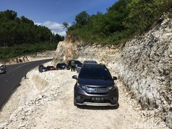 Sensasi Jalanan yang Menghilang di Gunung Kidul Yogyakarta