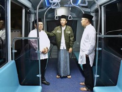 Jokowi Tinjau Purwarupa Metro Kapsul di Bandung