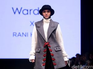 Foto: Koleksi Rani Hatta di Muslim Fashion Festival 2017