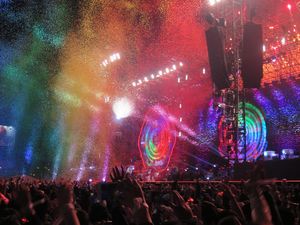 Berkah Hujan, Ini Lagu Kejutan Coldplay untuk Penonton Taiwan