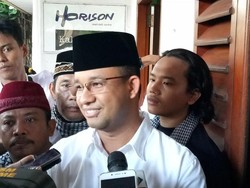 Didukung Taufiq Ismail, Anies: Kami Bersahabat Lintas Generasi