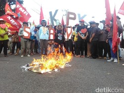 Warga Blitar Tuntut Kasus Novel Baswedan Diusut Tuntas