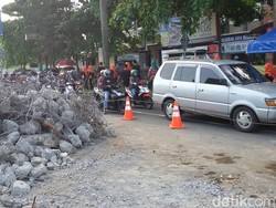 Long Weekend, Jalan Arah Yogya - Solo Macet