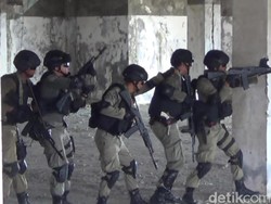 Simulasi Antiteror, Brimob Polda Aceh Lumpuhkan 4 Teroris