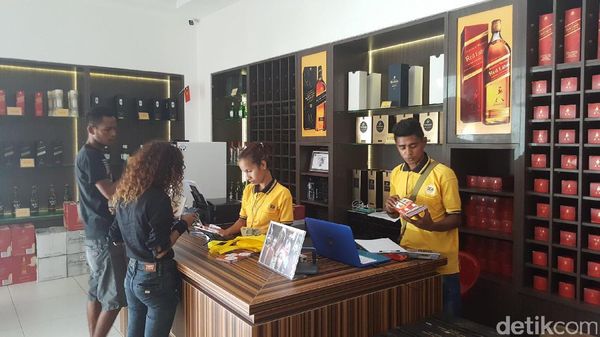 Belanja di Toko Duty Free Timor Leste