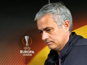 Mourinho: Bom Dortmund Tak Akan Ganggu Fokus MU