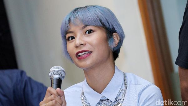 Hore! Shareefa Daanish Bahagia Danur Tembus 2 Juta Penonton