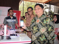 Penuhi TKDN Ponsel 4G, Polytron Dipuji Menperin