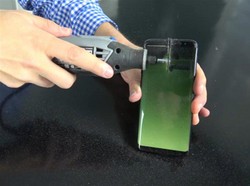 Apa Jadinya Kalau Galaxy S8 Dipotong?