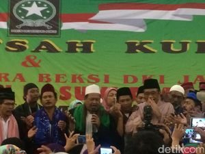 Dapat Dukungan Dari Jawara Silat Beksi, Djarot Imbau Jaga Keamanan