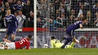 Anderlecht berhasil mencetak gol penyama di menit ke-86 melalui sundulan Leander Dendoncker. Reuters/Francois Lenoir.