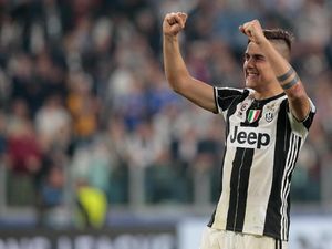 Vialli Sebut Dybala Pantas Pakai Nomor 10 dan Jadi Del Piero Baru