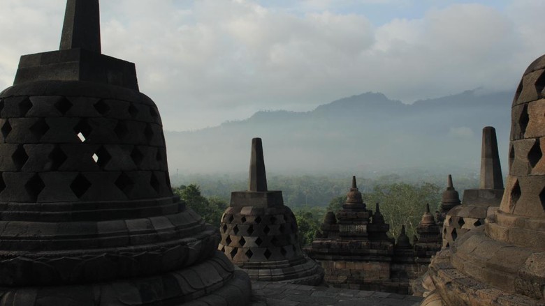 Suasana di Candi Borobudur (Johanes Randy/detikTravel) Suasana di Candi Borobudur (Johanes Randy/detikTravel)