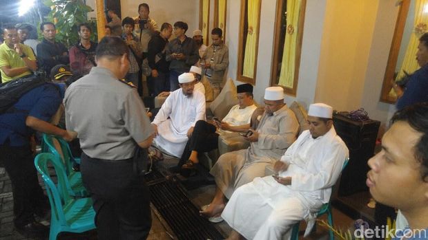 Ditolak Massa, Pembentukan FPI Semarang Digagalkan Polisi