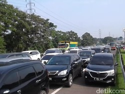 Long Weekend, Antrean Mobil di Gerbang Tol Ciawi Sepanjang 2,5 KM