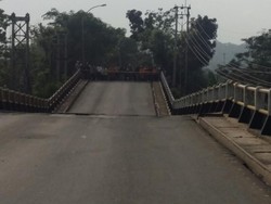 Jembatan Cipamingkis Bogor Patah, Tak Bisa Dilintasi