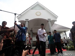 Video ini Gambarkan Kemegahan Masjid Raya Hasyim Asyari