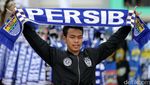 Pedagang Atribut Persib Raup Untung di GBLA