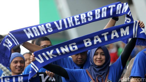 Bobotoh Mulai Padati Stadion GBLA