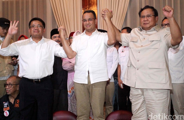 Ramai-ramai Meredam Prabowo Ramai-ramai Meredam Prabowo