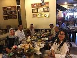 Jokowi Ajak 2 Orang Dekatnya yang Ulang Tahun Makan Bersama