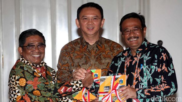 Ahok Kembali Aktif Jadi Gubernur DKI
