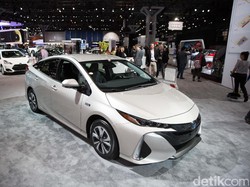 Toyota: Mobil Hybrid Paling Realistis